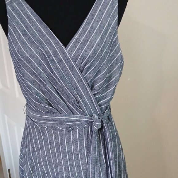 DKNY Gray Striped Midi Dress - Picture 7 of 11